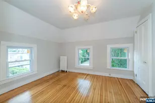 157 Walnut Street 2, Montclair, NJ 07042 - Photo 8