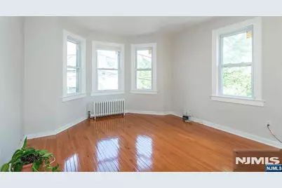 157 Walnut Street 2 #2, Montclair, NJ 07042 - Photo 6