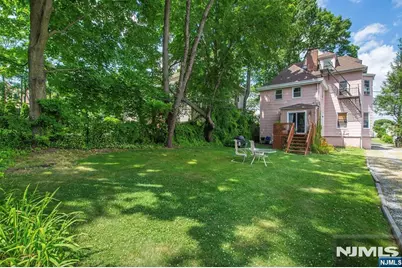 157 Walnut Street 2 #2, Montclair, NJ 07042 - Photo 12