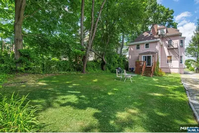 157 Walnut Street 2 #2, Montclair, NJ 07042 - Photo 12