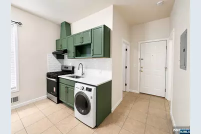 92 Bloomfield Avenue 1 #1, Paterson, NJ 07503 - Photo 16