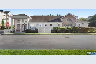 4148 Cory Lane, Elmwood Park, NJ 07407 - Photo 8