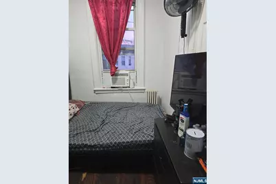 424 56th Street 2nd Fl #2nd FL, West New York, NJ 07093 - Photo 12