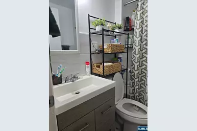 424 56th Street 2nd Fl #2nd FL, West New York, NJ 07093 - Photo 10