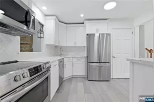 251 W Midland Ave, Paramus, NJ 07652 - Photo 12