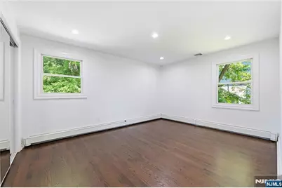 251 Midland Avenue W #W, Paramus, NJ 07652 - Photo 20