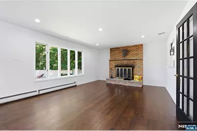 251 Midland Avenue W #W, Paramus, NJ 07652 - Photo 16