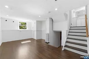 251 W Midland Ave, Paramus, NJ 07652 - Photo 24