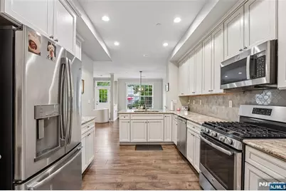 59 Autumn Way 37 #37, Montvale, NJ 07645 - Photo 14