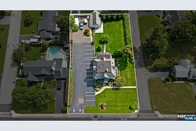 496 Newark Pompton Turnpike, Pequannock Township, NJ 07444 - Photo 2