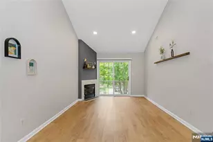 314 Cambridge Dr 70, Butler, NJ 07405 - Photo 4