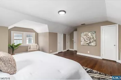 235 River Drive, Elmwood Park, NJ 07407 - Photo 20