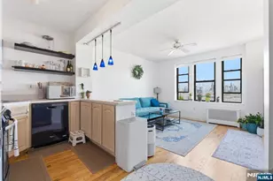 883 E Blvd 1F, Weehawken, NJ 07086 - Photo 1