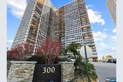 300 Winston Drive 616 #616, Cliffside Park, NJ 07010 - Photo 1