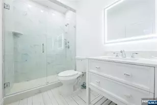 412 Gregory Rd, Paramus, NJ 07652 - Photo 20