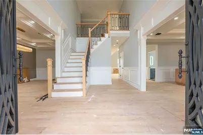 412 Gregory Road, Paramus, NJ 07652 - Photo 2
