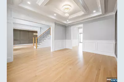 412 Gregory Road, Paramus, NJ 07652 - Photo 4