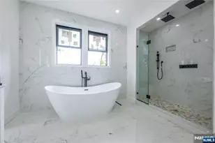 412 Gregory Rd, Paramus, NJ 07652 - Photo 30