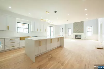 412 Gregory Road, Paramus, NJ 07652 - Photo 16