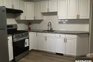 156 Corabelle Ave, Lodi, NJ 07644 - Photo 2