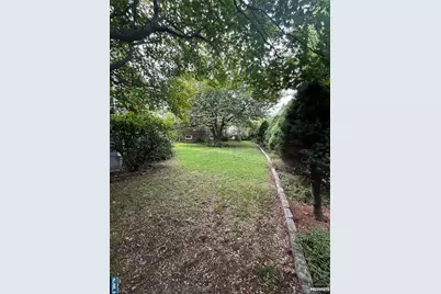 153 Smallwood Avenue, Belleville, NJ 07109 - Photo 16