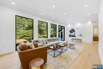 125 Hudson Avenue, Tenafly, NJ 07670 - Photo 14
