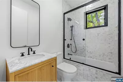 125 Hudson Avenue, Tenafly, NJ 07670 - Photo 32