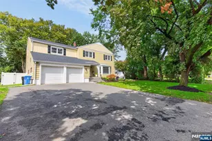 369 Forest Ave, Paramus, NJ 07652 - Photo 2