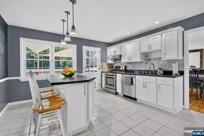369 Forest Avenue, Paramus, NJ 07652 - Photo 22