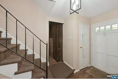 91 Legion Place, Hillsdale, NJ 07642 - Photo 8