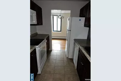 77 Prospect Avenue 1.L #1.L, Hackensack, NJ 07601 - Photo 6