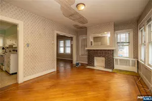 13 Liberty St, Irvington, NJ 07111 - Photo 4