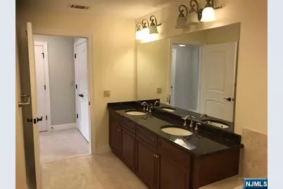 2303 The Plaza 2303 #2303, Tenafly, NJ 07670 - Photo 12