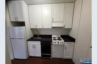 840 River 106 #106, Edgewater, NJ 07020 - Photo 6