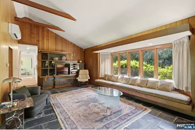 343 Sunset Road, Pequannock Township, NJ 07444 - Photo 8