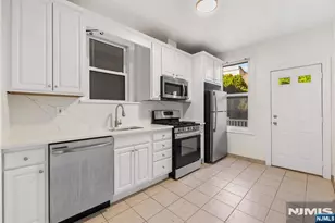 114 Shippen St, Weehawken, NJ 07086 - Photo 10
