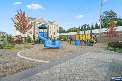 119 Roosevelt Drive, Wood Ridge, NJ 07075 - Photo 40