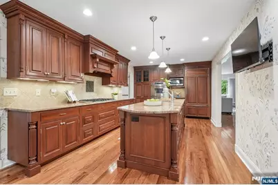 63 Fells Road, Verona, NJ 07044 - Photo 16