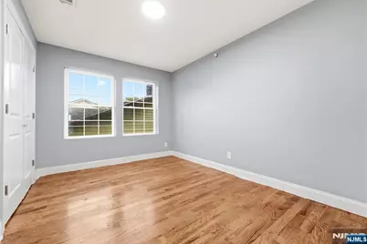 39 Grand, Newark, NJ 07106 - Photo 20