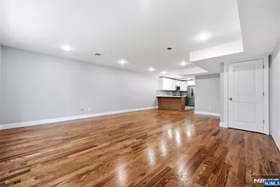 39 Grand, Newark, NJ 07106 - Photo 44