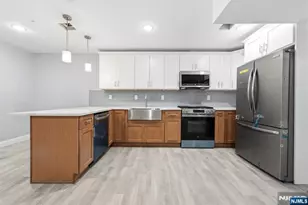 39 Grand, Newark, NJ 07106 - Photo 40