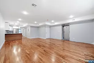 39 Grand, Newark, NJ 07106 - Photo 34
