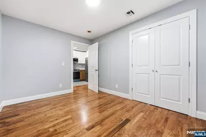 39 Grand, Newark, NJ 07106 - Photo 12