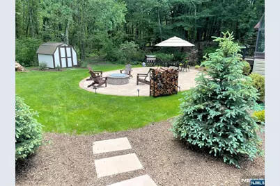359 Hillview Terrace, Franklin Lakes, NJ 07417 - Photo 6