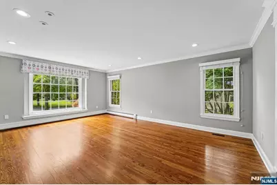 17 Colonial Drive, Allendale, NJ 07401 - Photo 6