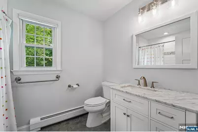 17 Colonial Drive, Allendale, NJ 07401 - Photo 24