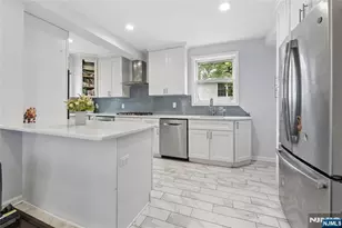 56 Hallberg Ave, Bergenfield, NJ 07621 - Photo 10