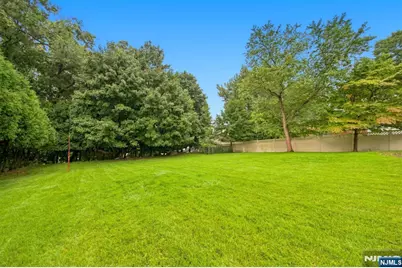427 West Avenue, Northvale, NJ 07647 - Photo 4