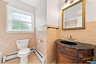 427 West Avenue, Northvale, NJ 07647 - Photo 14
