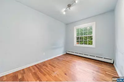 427 West Avenue, Northvale, NJ 07647 - Photo 16